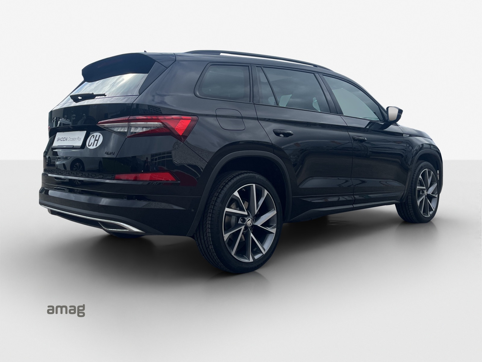 SKODA Kodiaq 2.0 TSI 4x4 SportLine-image-4