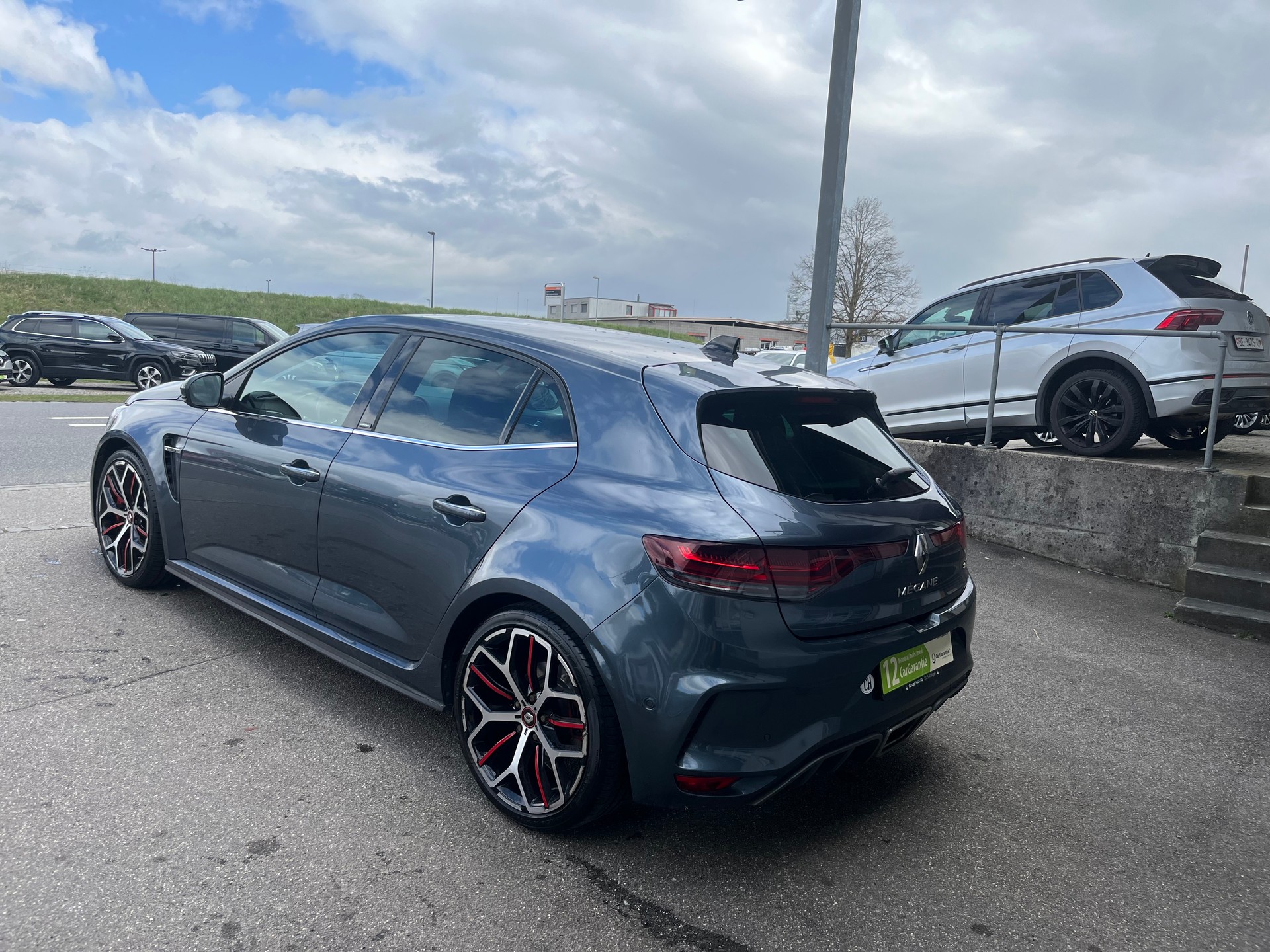 RENAULT Mégane Trophy 300 EDC+++FRISCH AB MFK UND SERVICE+++-image-1