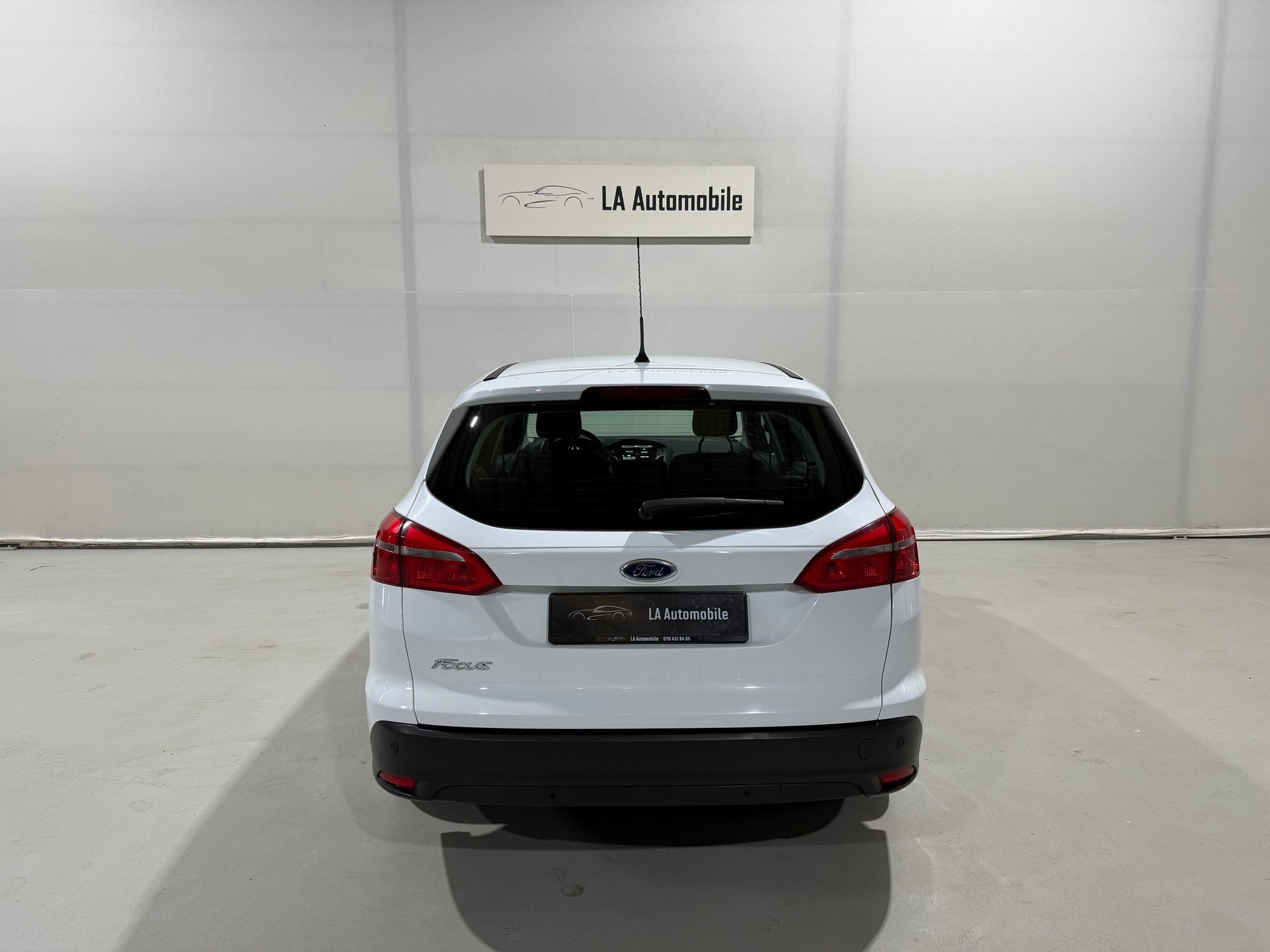 FORD Focus 1.5 TDCi Business PowerShift-image-7