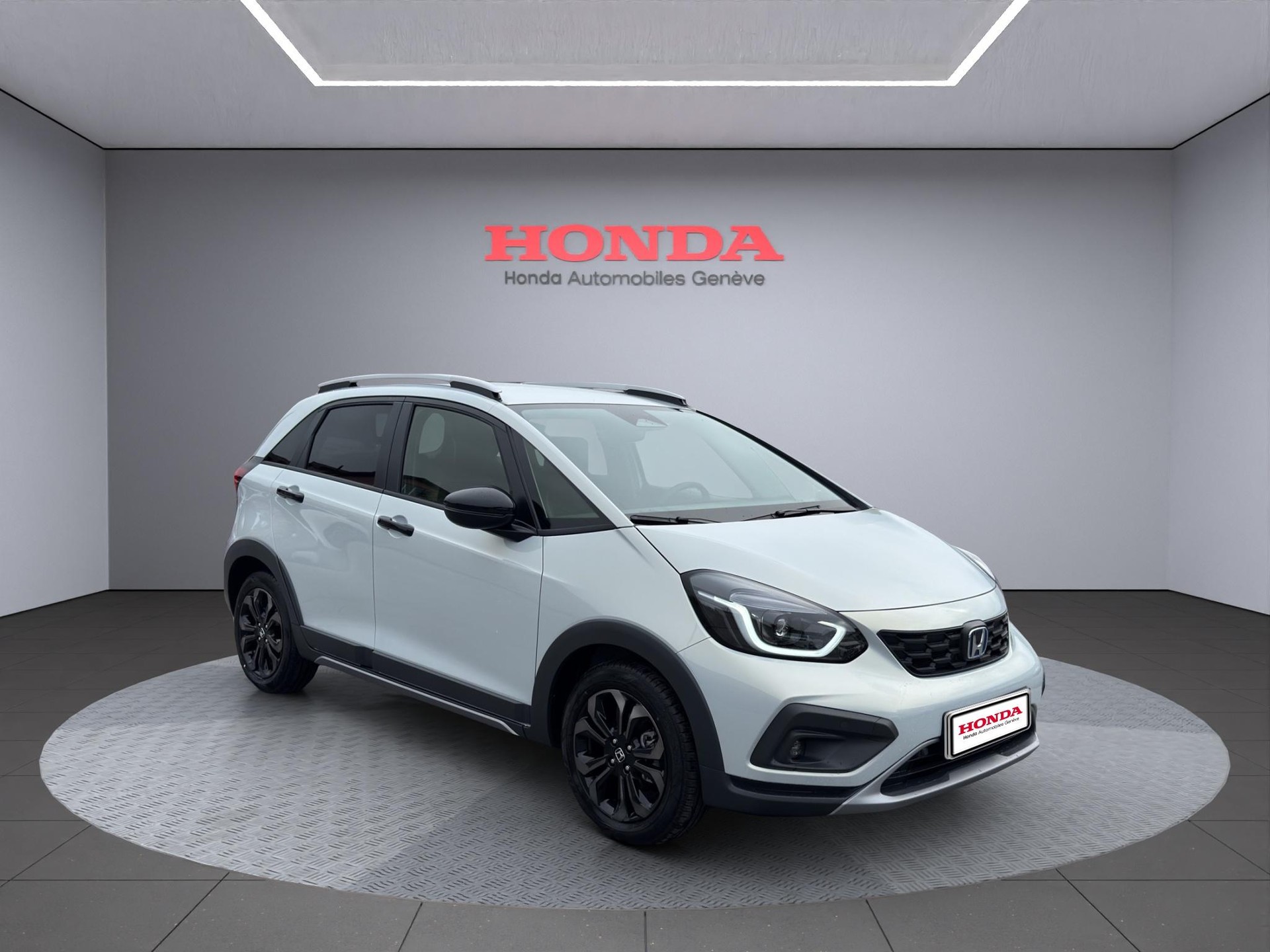 HONDA Jazz 1.5 i-MMD Crosstar Advance-showroom-element-1