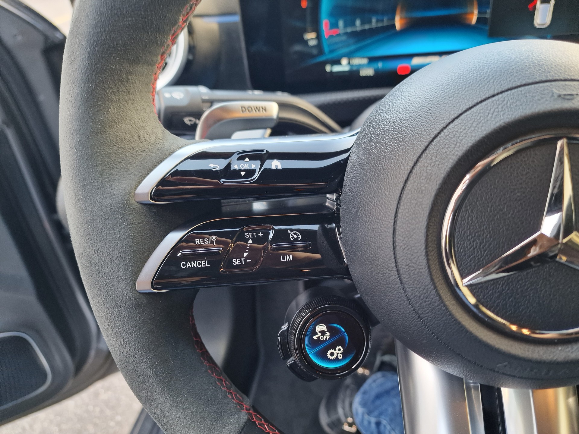 MERCEDES-BENZ A AMG 35 4Matic 8G-DCT-image-27