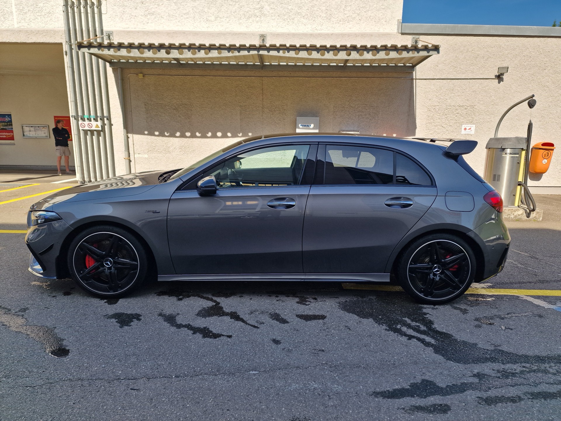 MERCEDES-BENZ A AMG 35 4Matic 8G-DCT-image-7