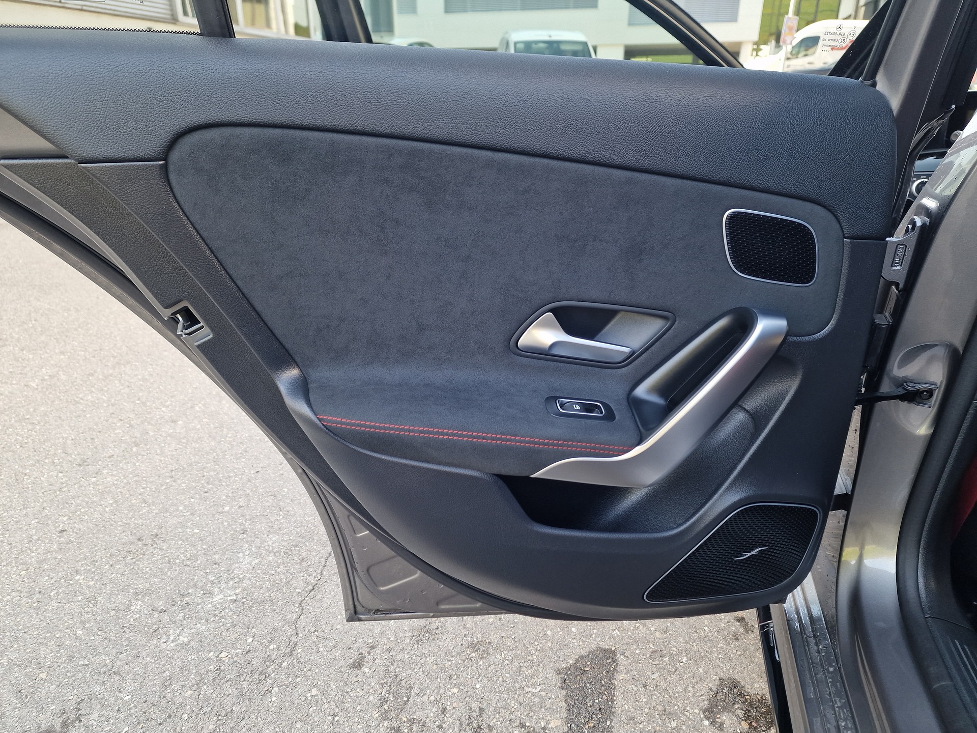 MERCEDES-BENZ A AMG 35 4Matic 8G-DCT-image-14