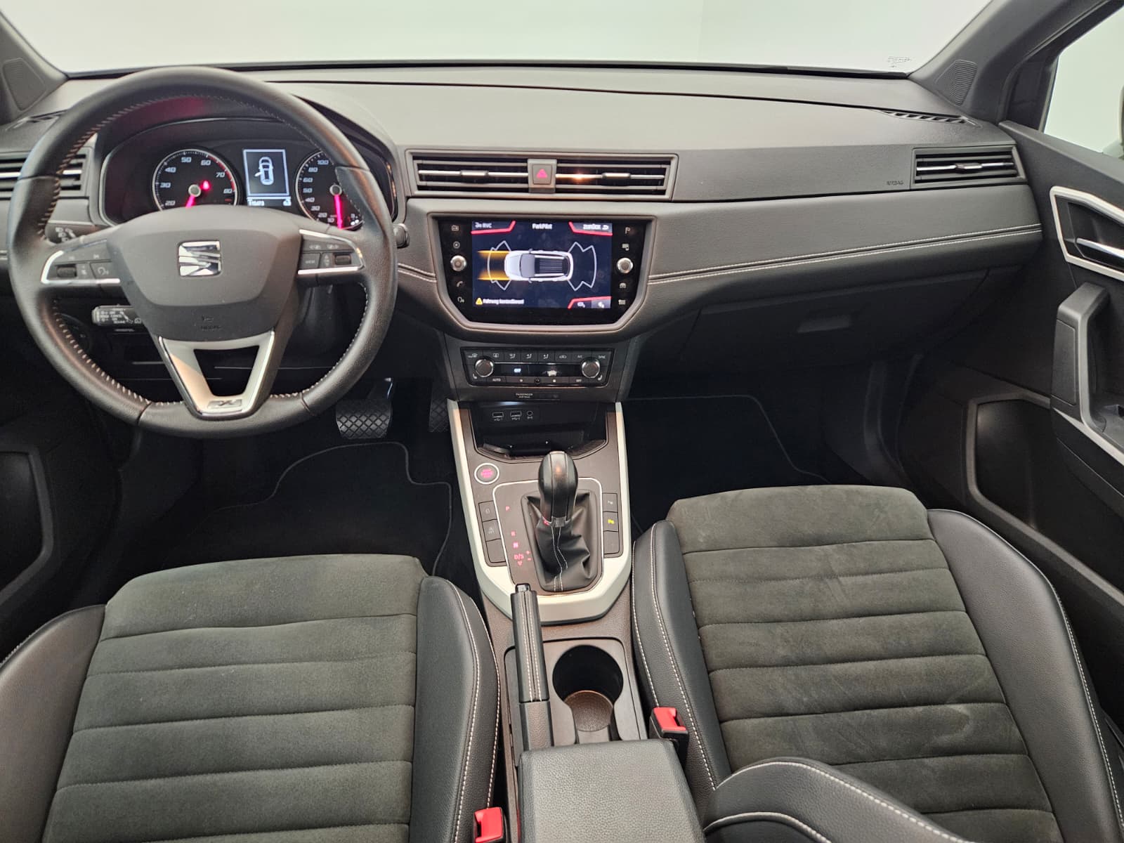 SEAT Arona 1.0 TSI Eco DSG SWISS Xcellence-image-9