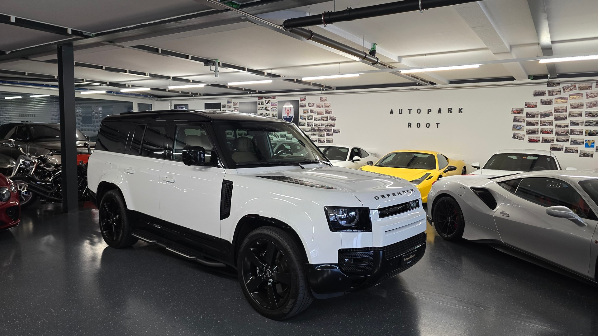 LAND ROVER Defender 130 P500 5.0 V8 AT8-image-0