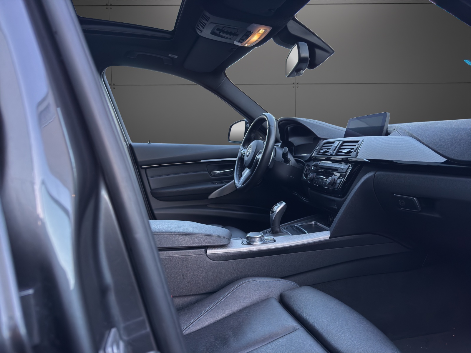 BMW 335d xDrive SAG Touring-image-15