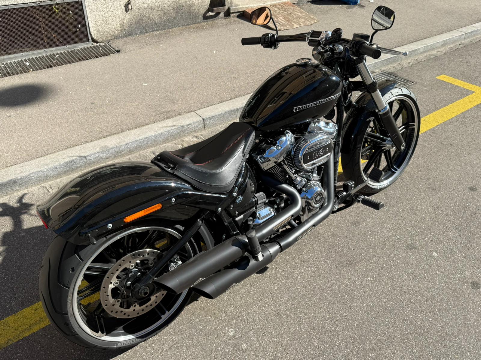 HARLEY-DAVIDSON FXBRS Breakout 114 ABS-image-3