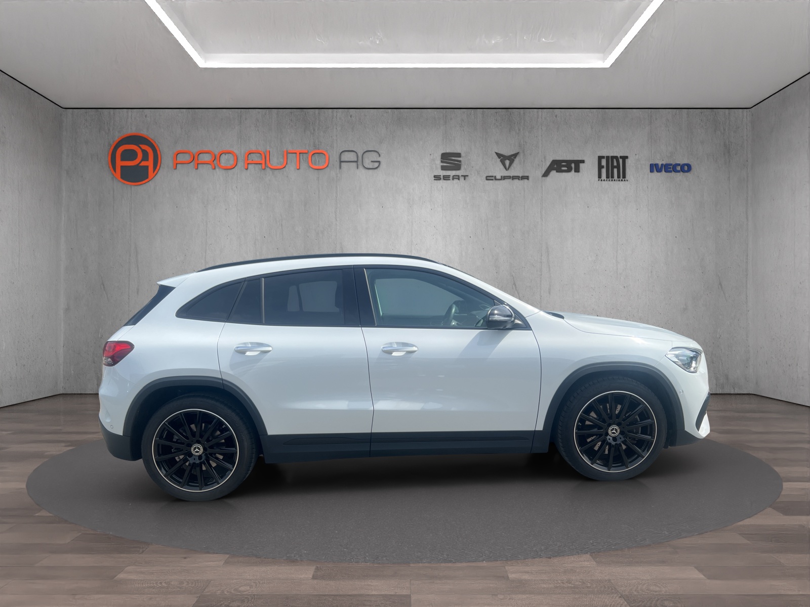 MERCEDES-BENZ GLA 250 4Matic AMG Line 8G-DCT-image-5