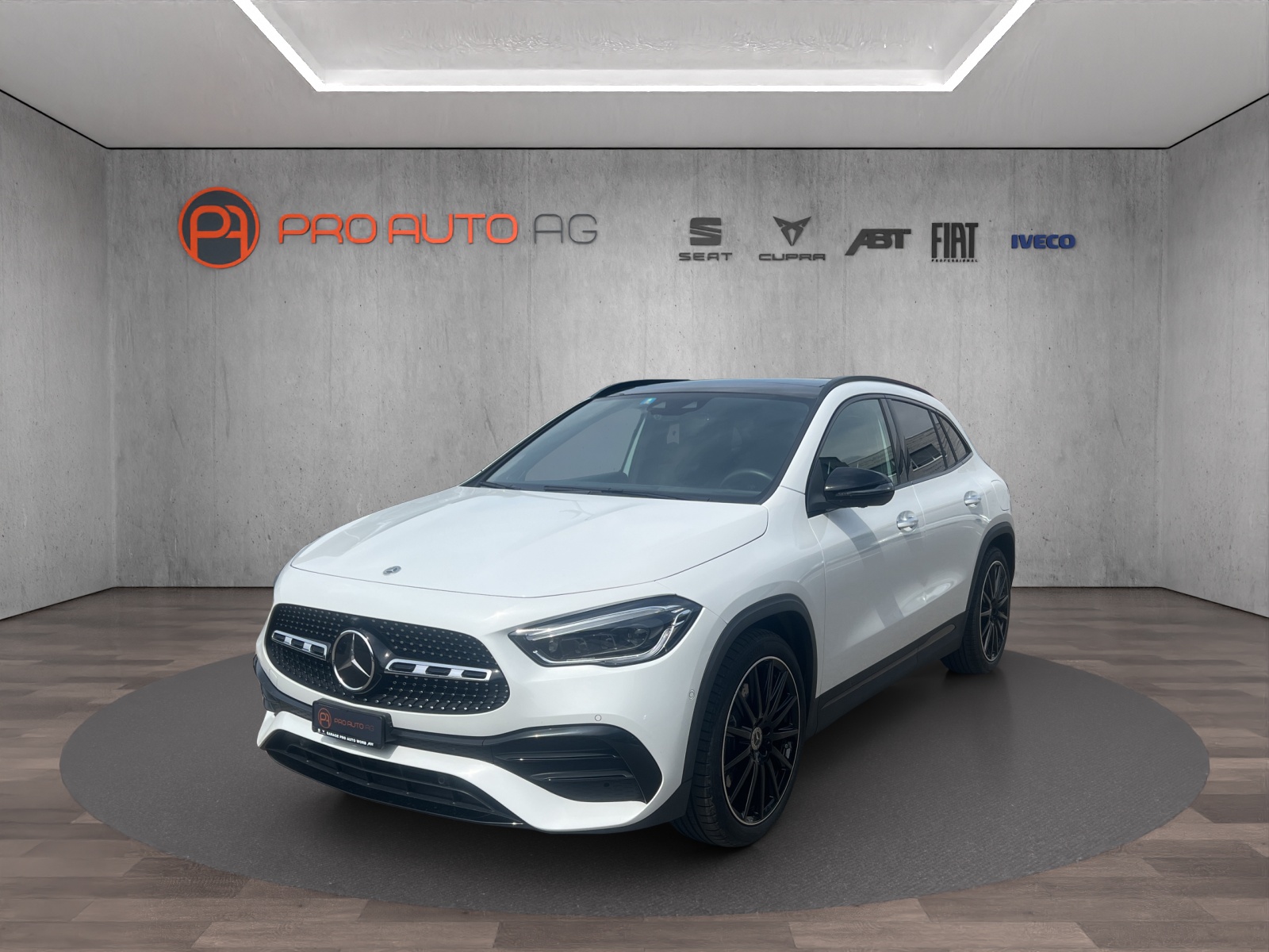 MERCEDES-BENZ GLA 250 4Matic AMG Line 8G-DCT-image-0