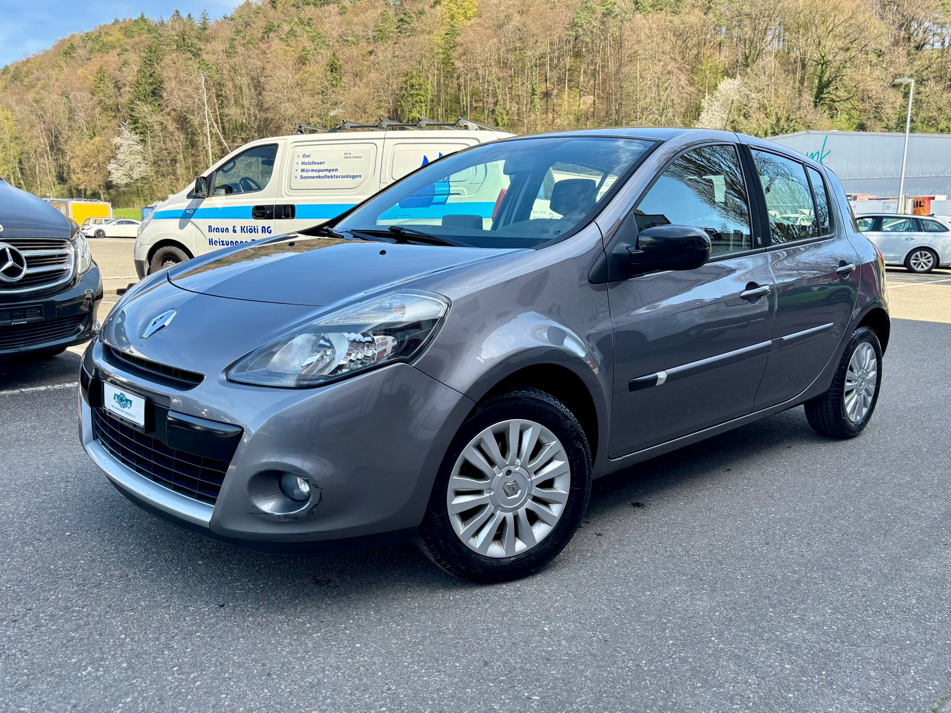 RENAULT Clio 1.2 16V Turbo Night&Day-image-0