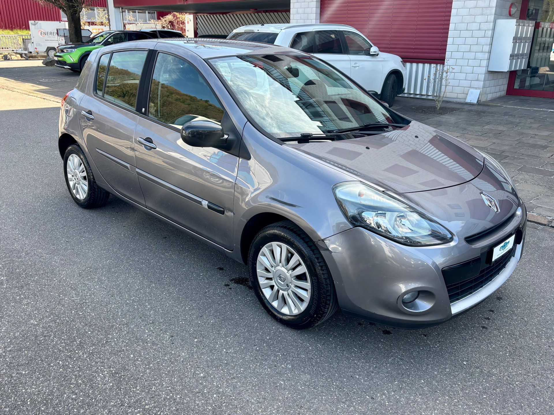 RENAULT Clio 1.2 16V Turbo Night&Day-image-2