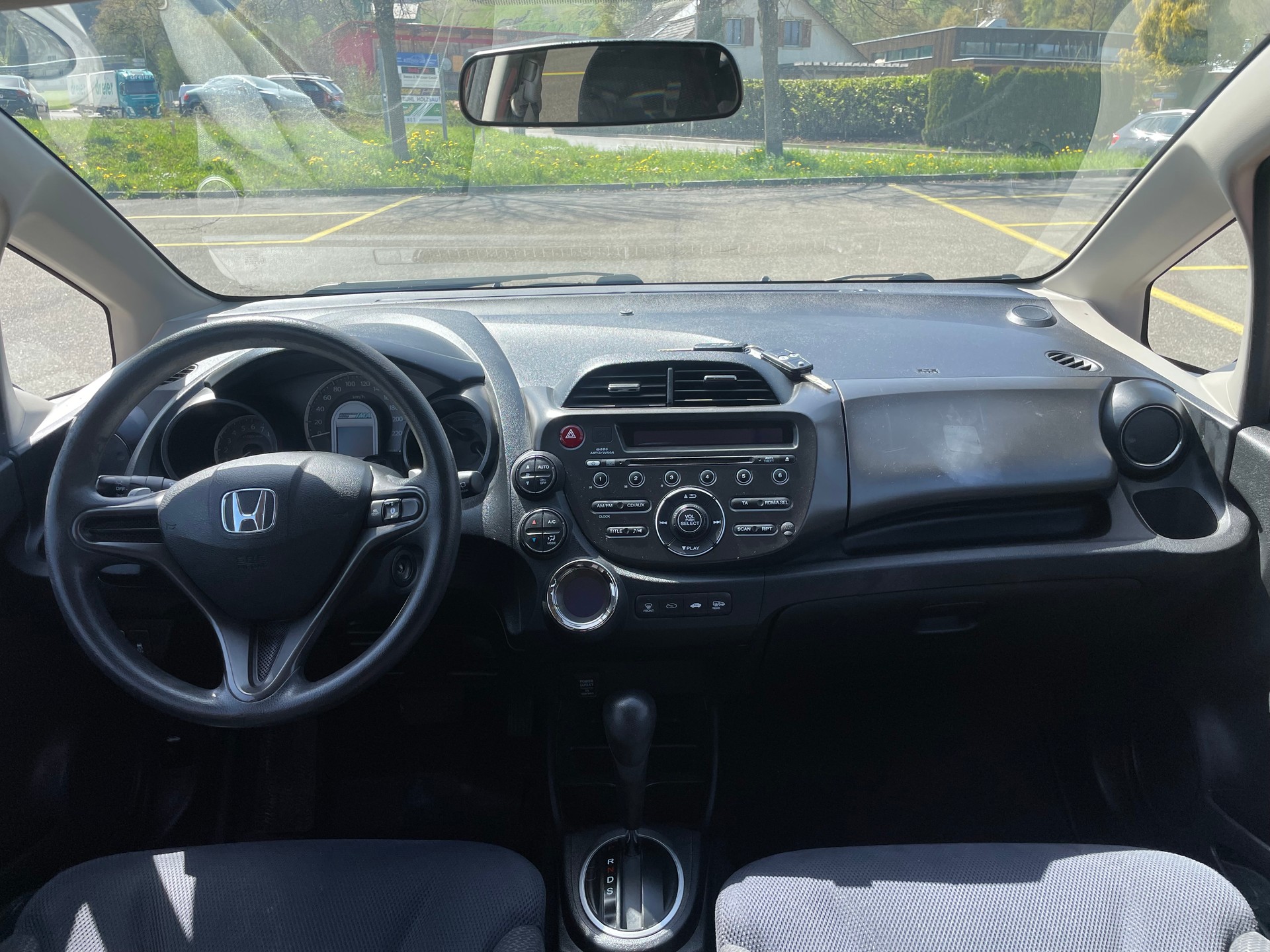 HONDA Jazz 1.3i Hybrid Elegance CVT-image-8