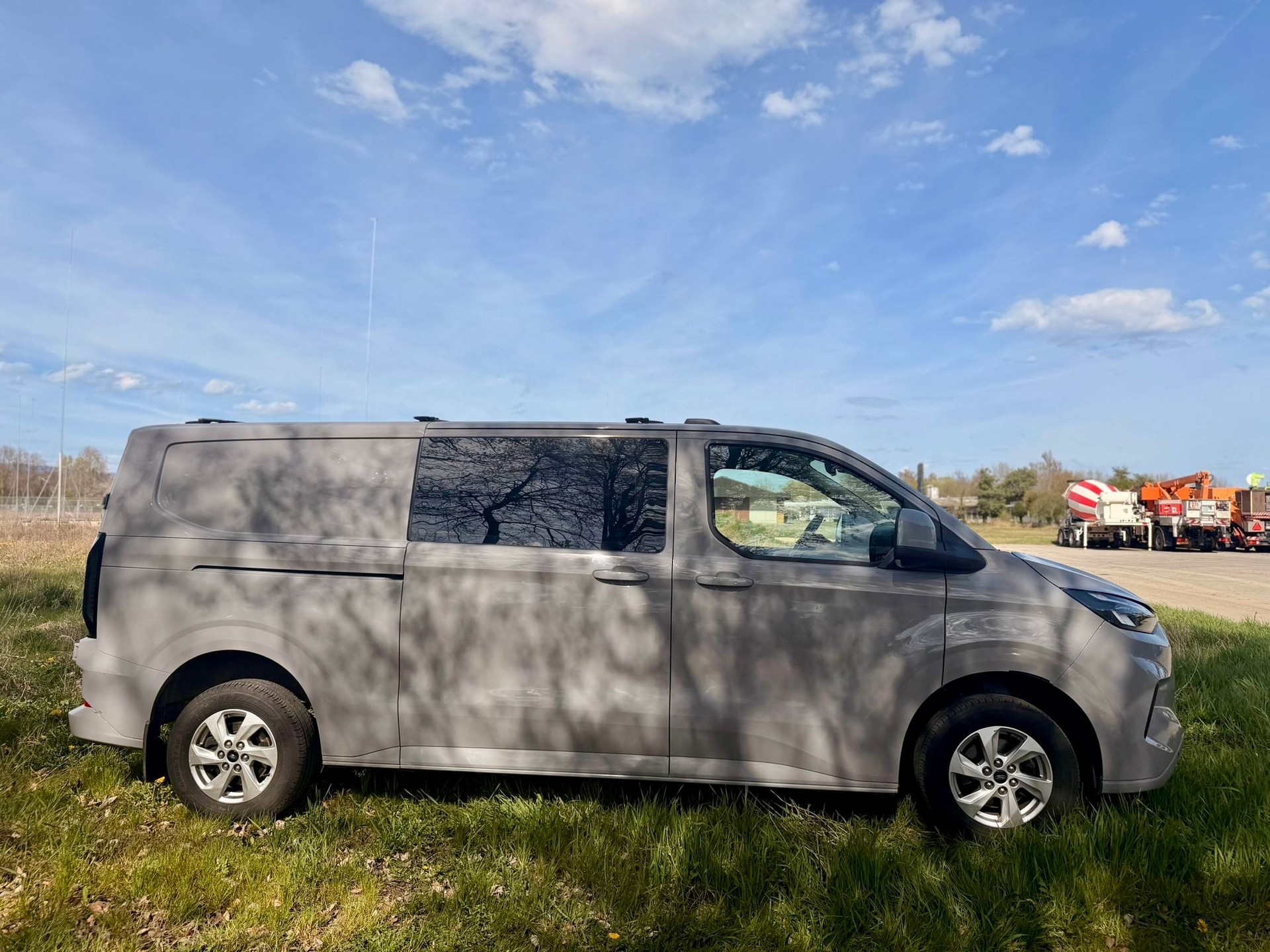 FORD Transit Custom Van 300 L2H1 Trend Automat-image-5