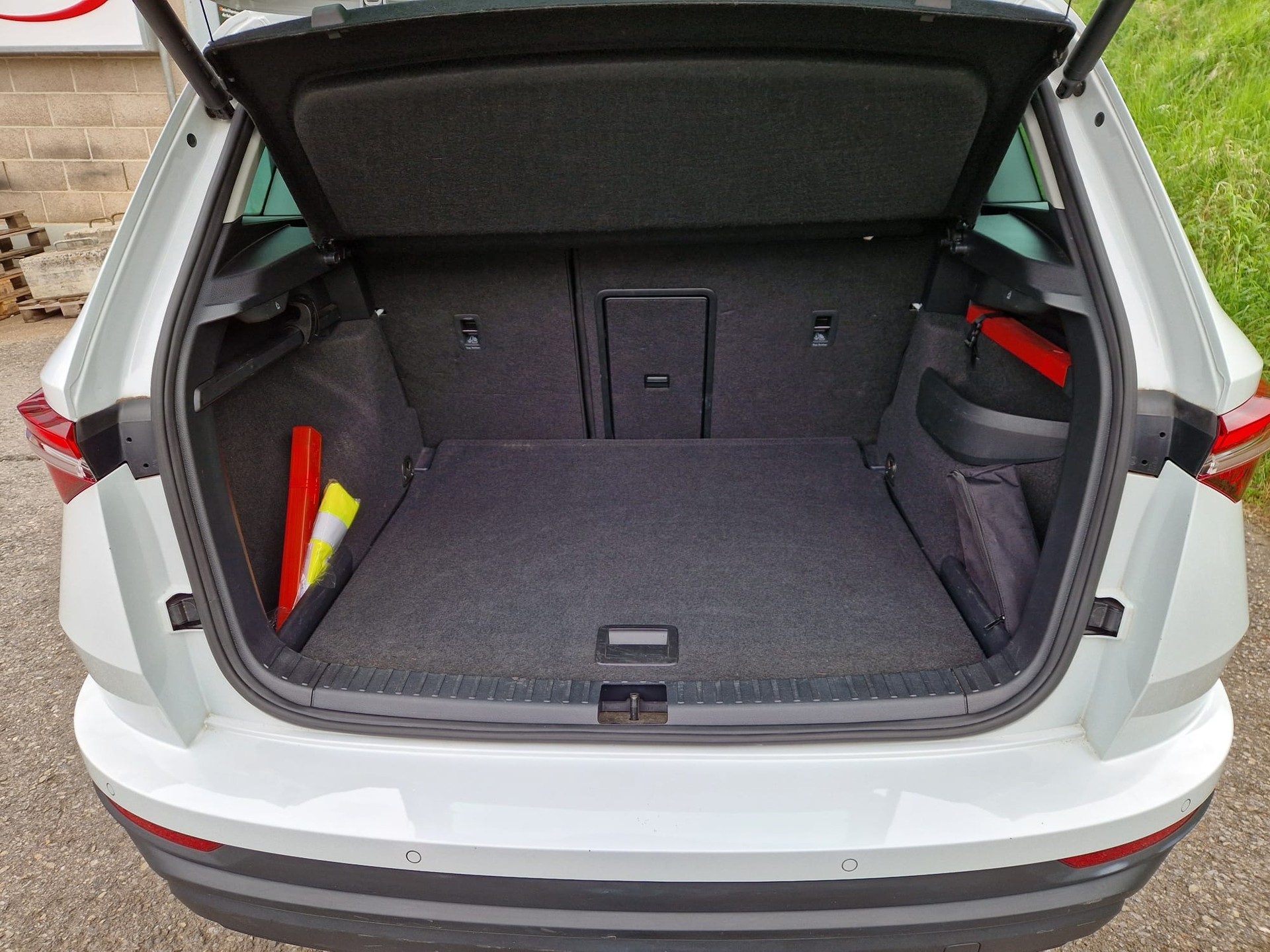 SKODA Karoq 2.0 TDI CR Style 4x4 DSG-image-7
