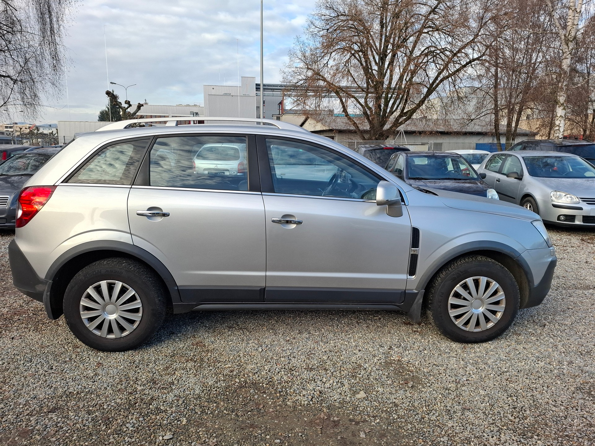 OPEL Antara 2.0 CDTi Enjoy 4WD Automatic-image-3