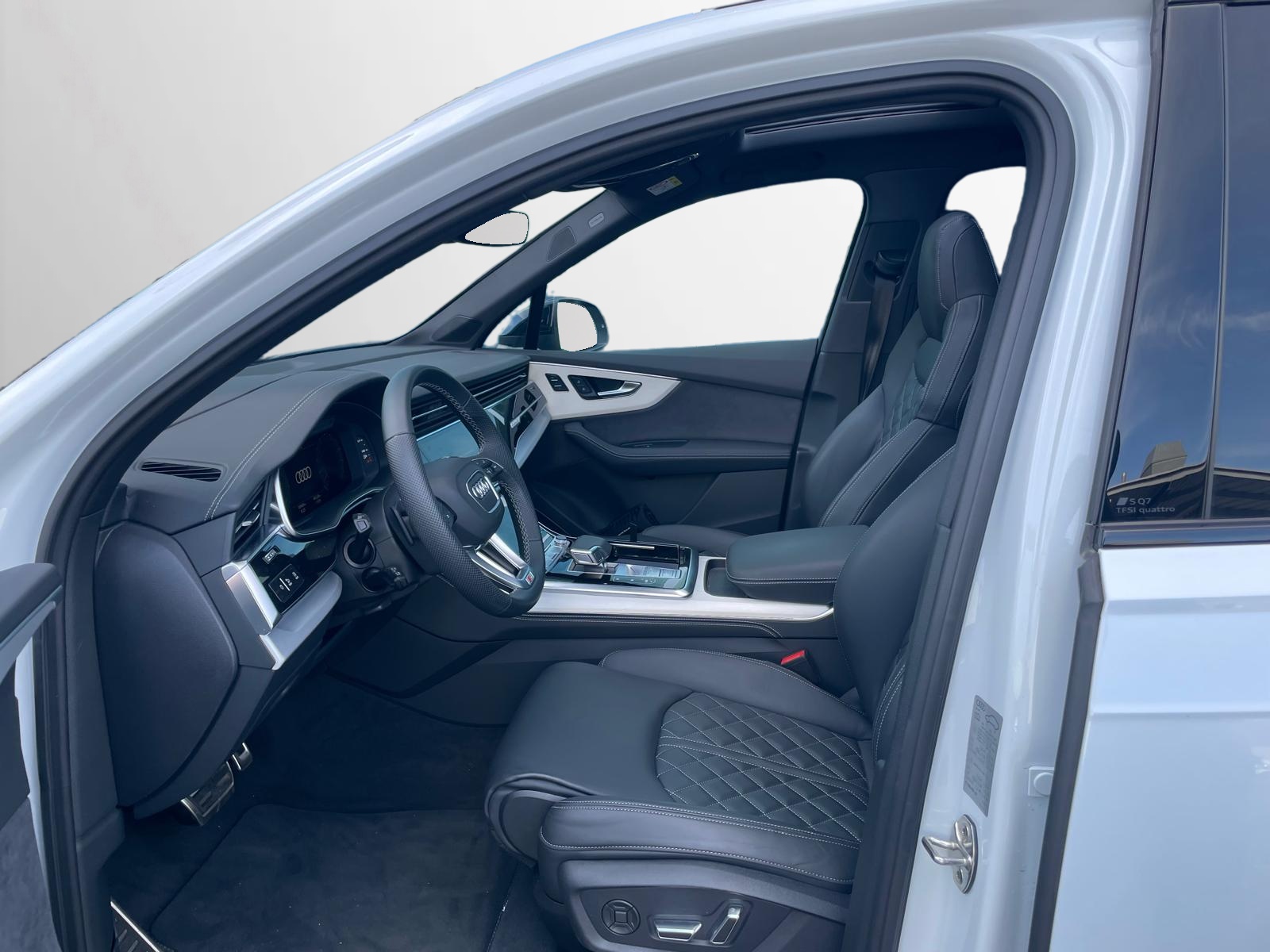 AUDI SQ7 TFSI quattro tiptronic-image-4