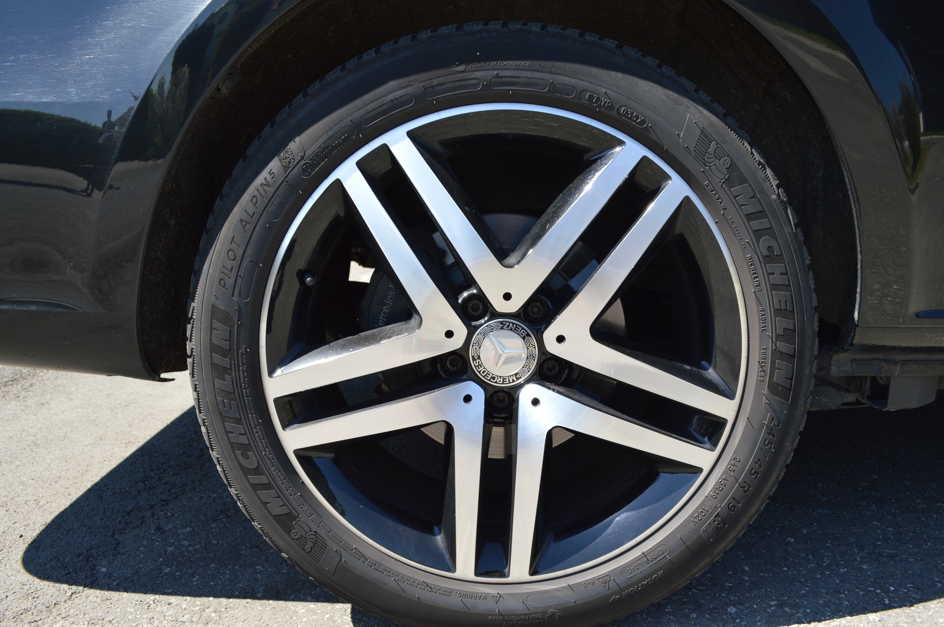 MERCEDES-BENZ V 250 d Avantgarde lang 4Matic 7G-Tronic-image-17