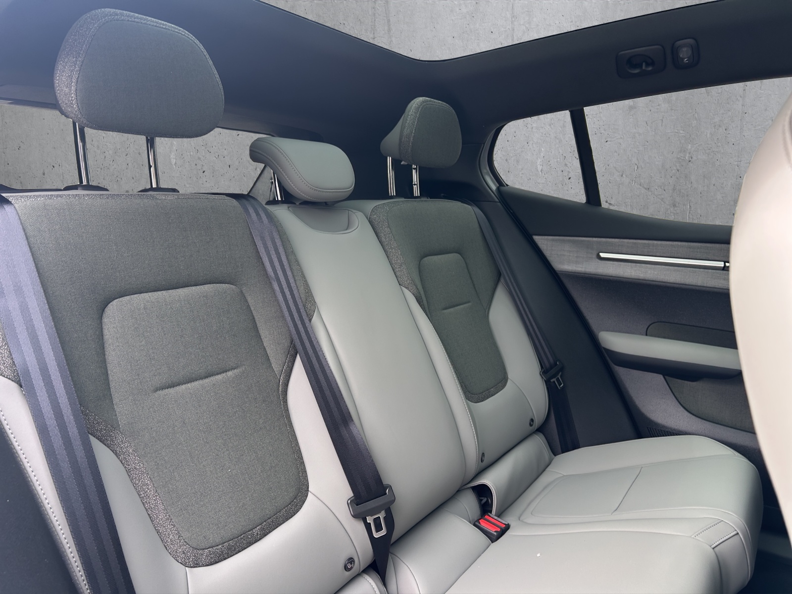 Image VOLVO EX-30 Cross Country E60 Twin Performance AWD