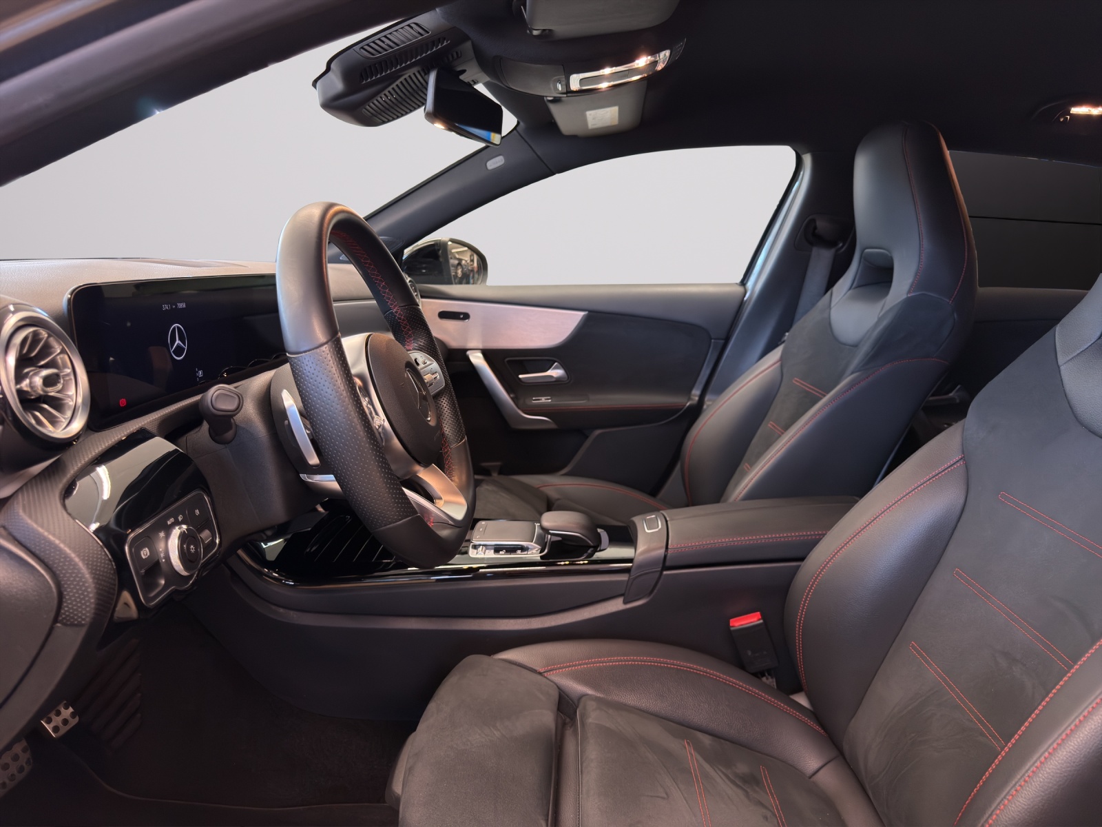 Image MERCEDES-BENZ A-220 A 220 AMG Line 7G-DCT