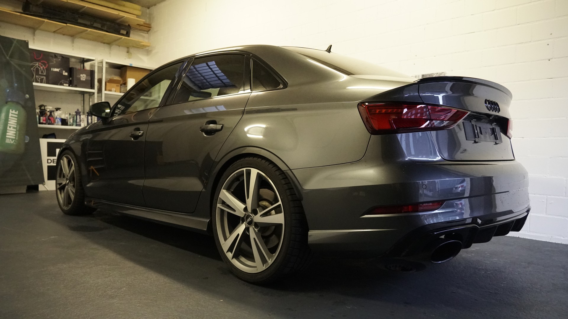 AUDI Limousine 2.5 TFSI quattro S-tronic-image-1