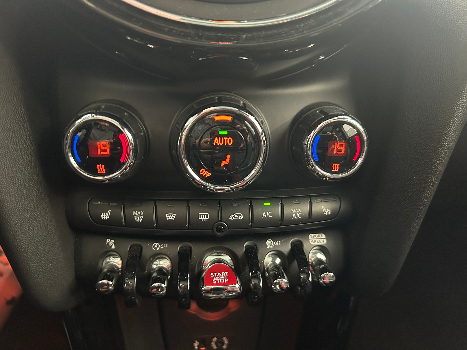 MINI Cooper John Cooper Works Steptronic-image-14
