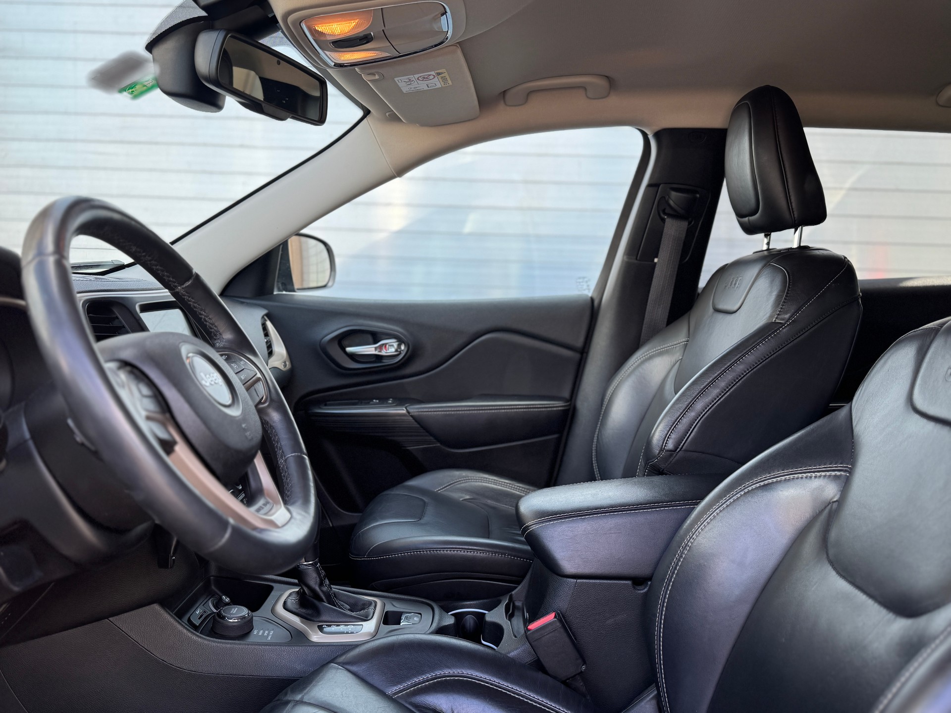 JEEP Limited 2.4-image-16