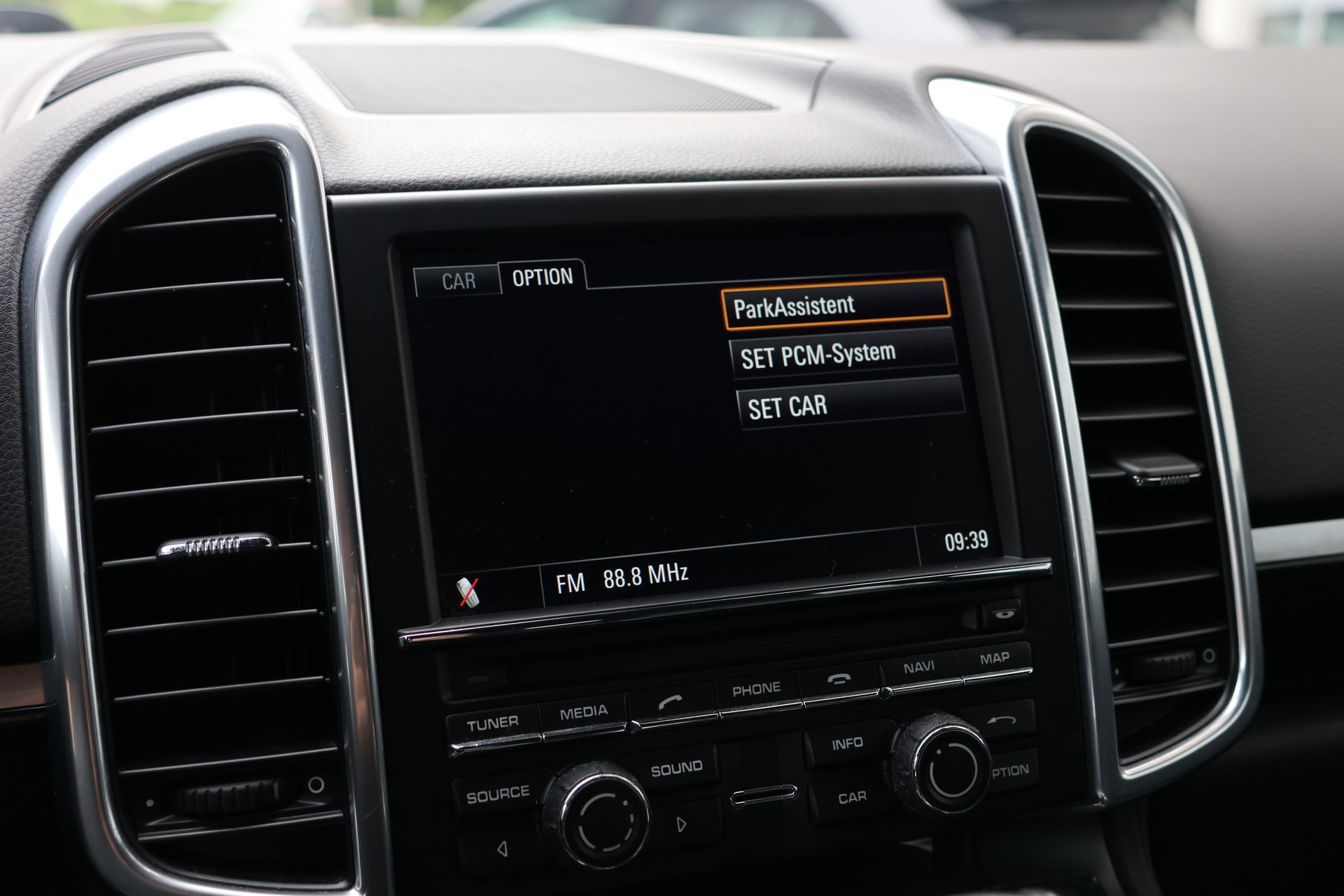PORSCHE Cayenne Diesel-image-21