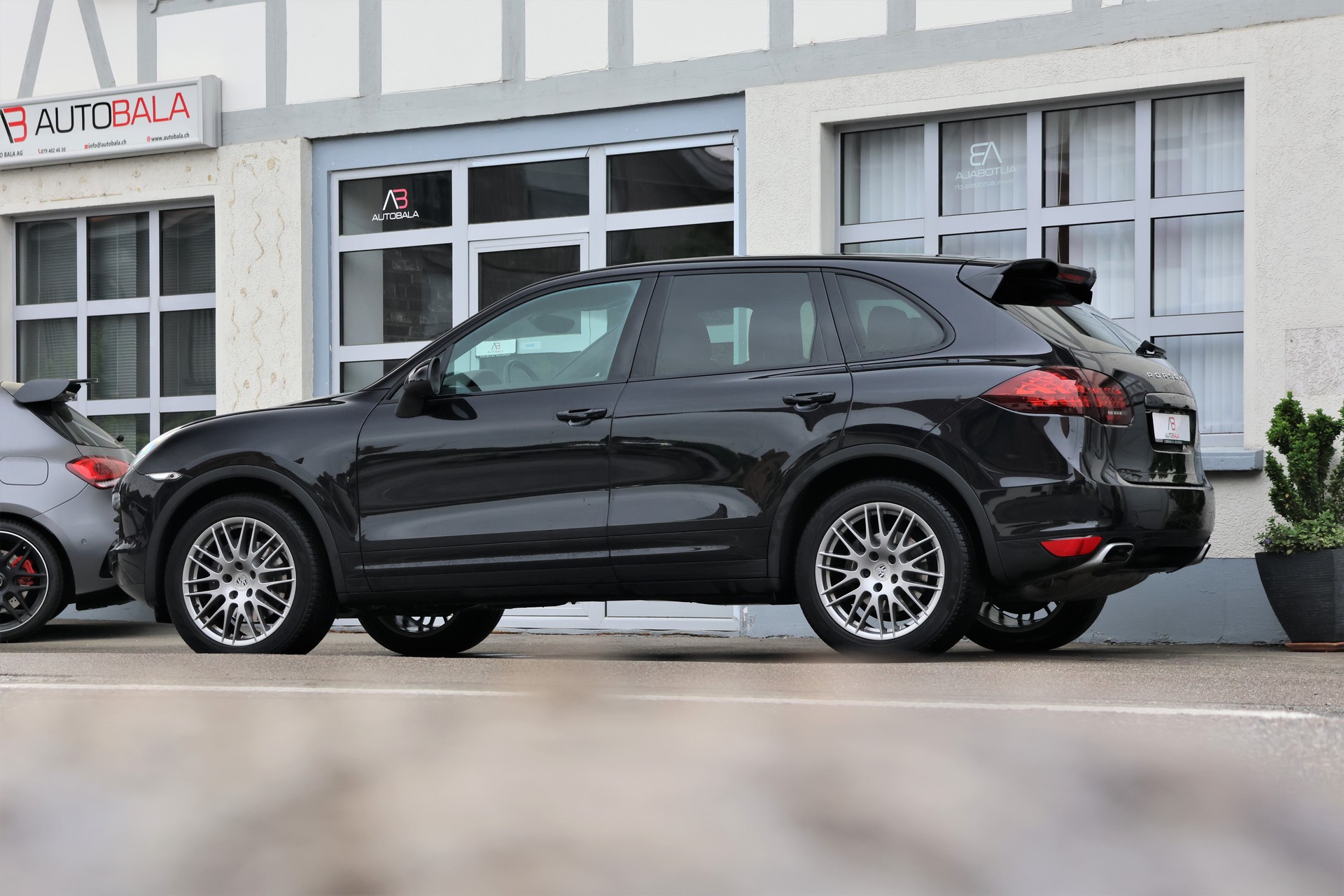 PORSCHE Cayenne Diesel-image-3