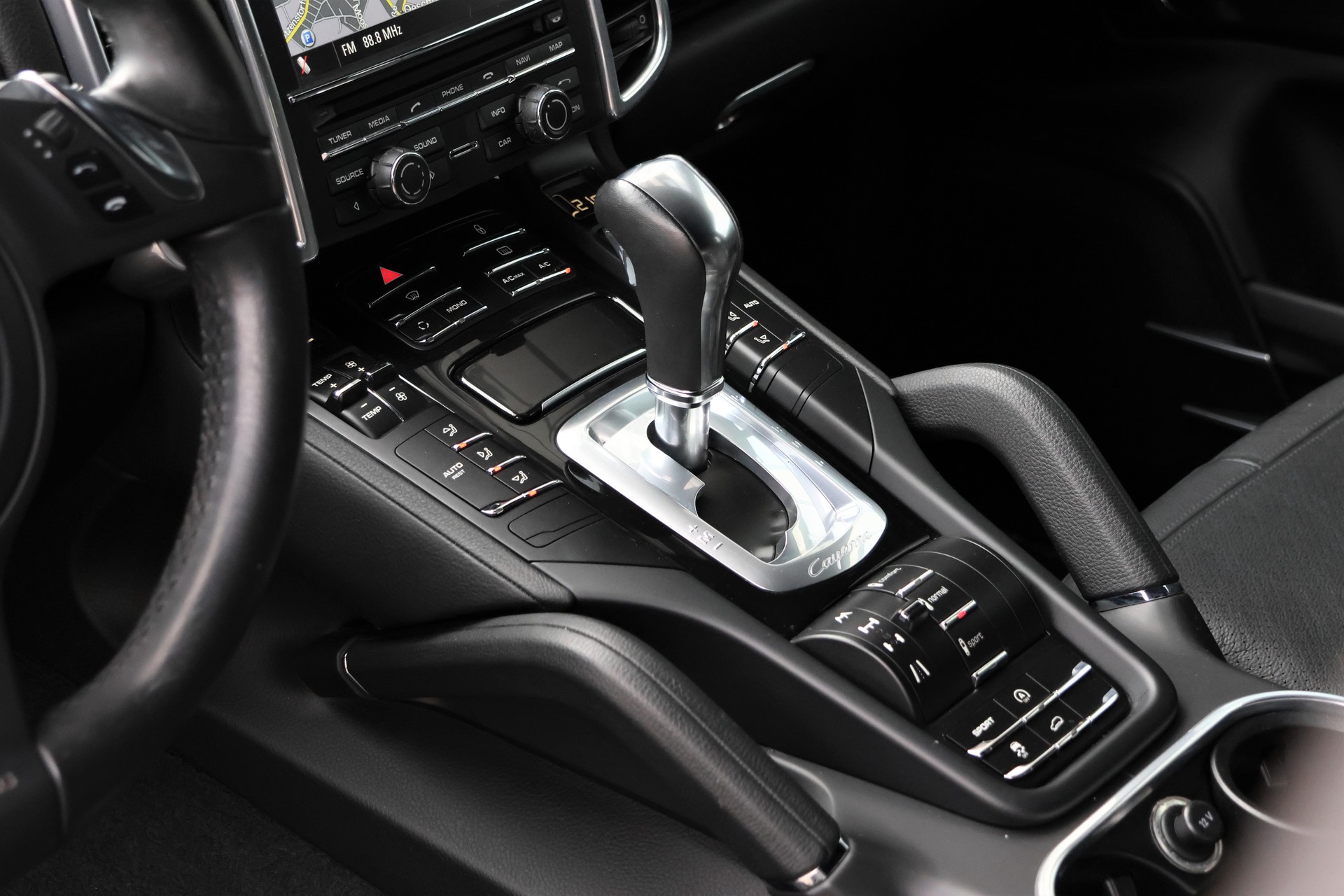 PORSCHE Cayenne Diesel-image-10