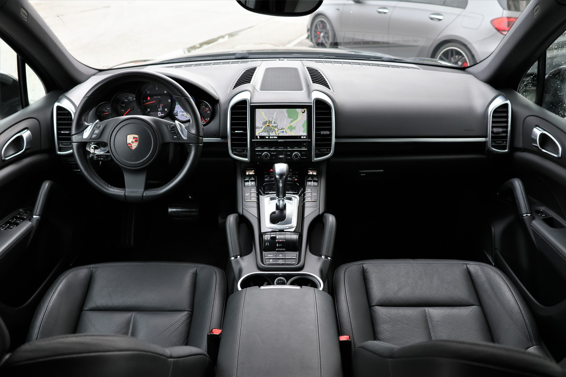 PORSCHE Cayenne Diesel-image-14
