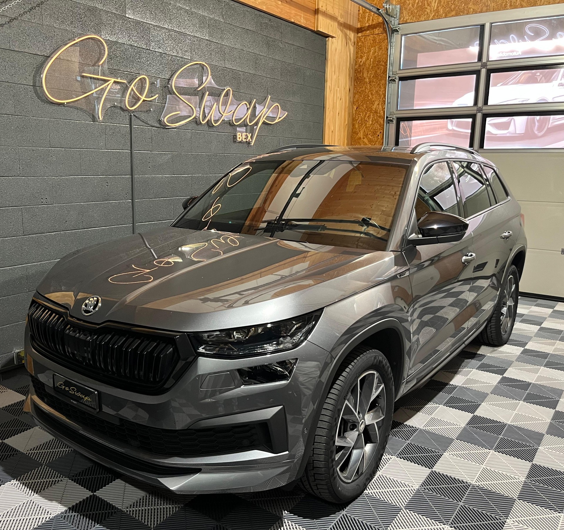 SKODA Kodiaq 2.0 TSI 4x4 SportLine-image-3