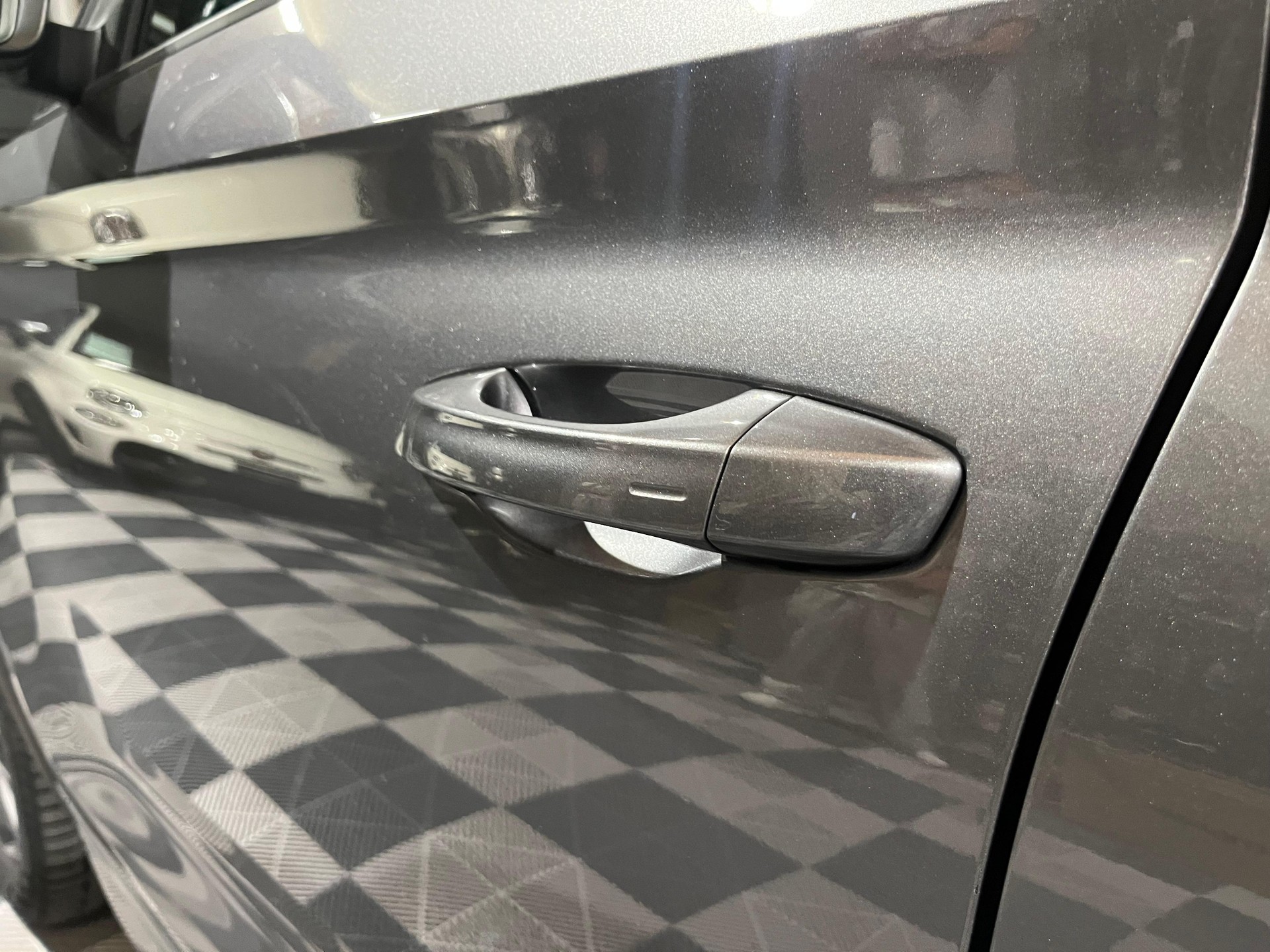 SKODA Kodiaq 2.0 TSI 4x4 SportLine-image-6