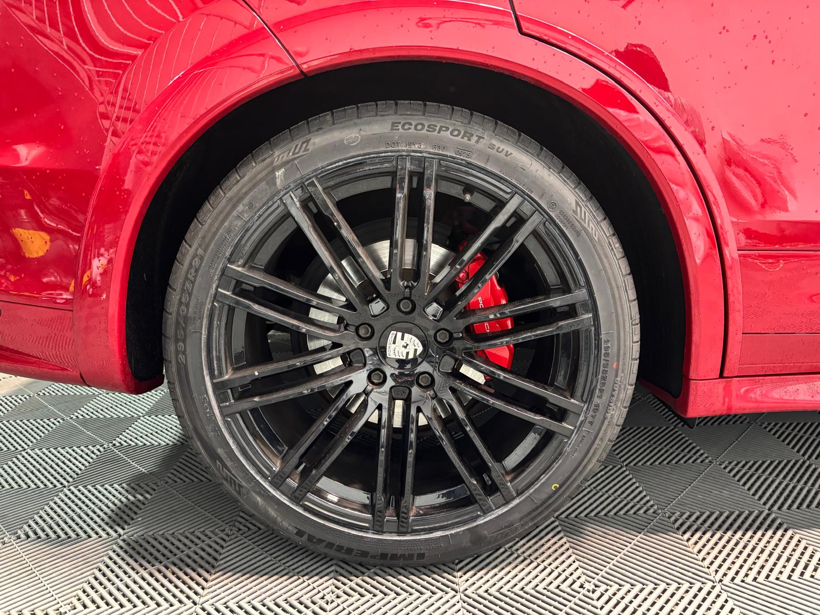 PORSCHE Cayenne GTS-image-27
