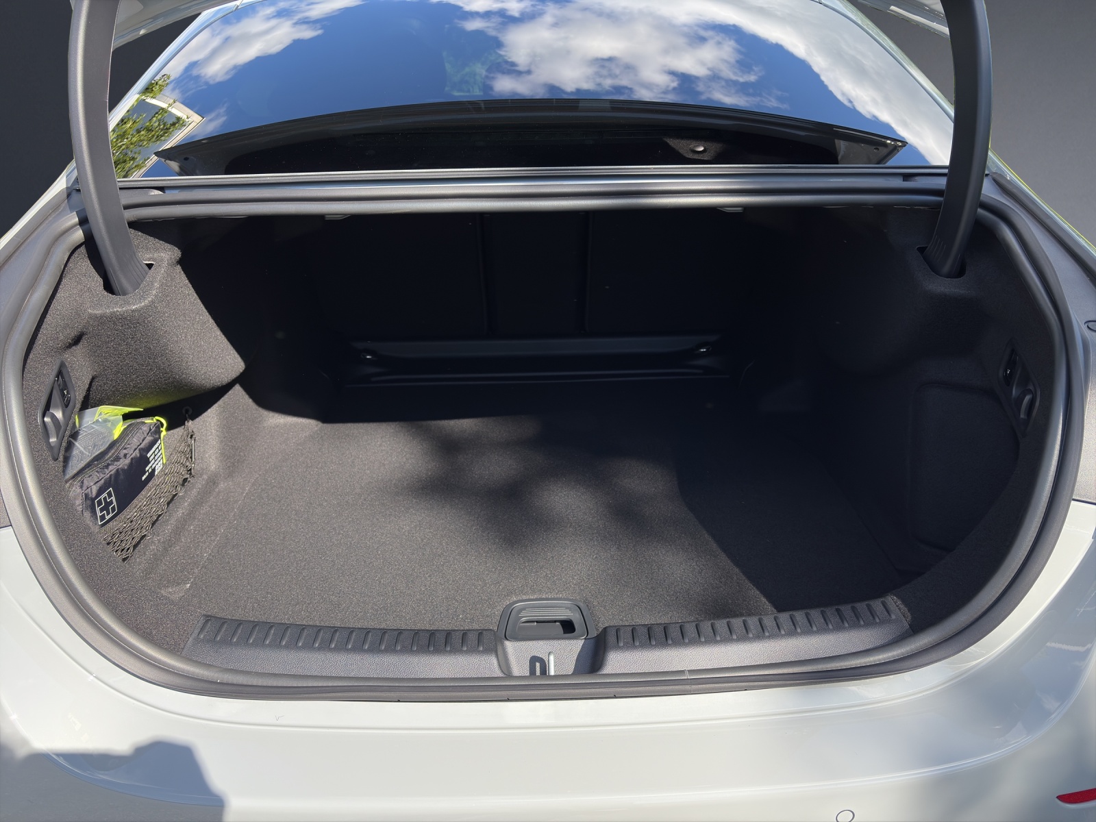 MERCEDES-BENZ E 220 d 4Matic 9G-Tronic-image-7