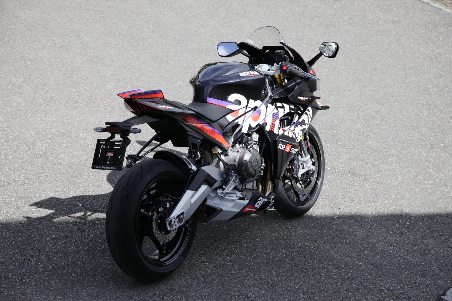 APRILIA RS GP 660 Bezzechi black Rims E5+ (35kW)-image-14