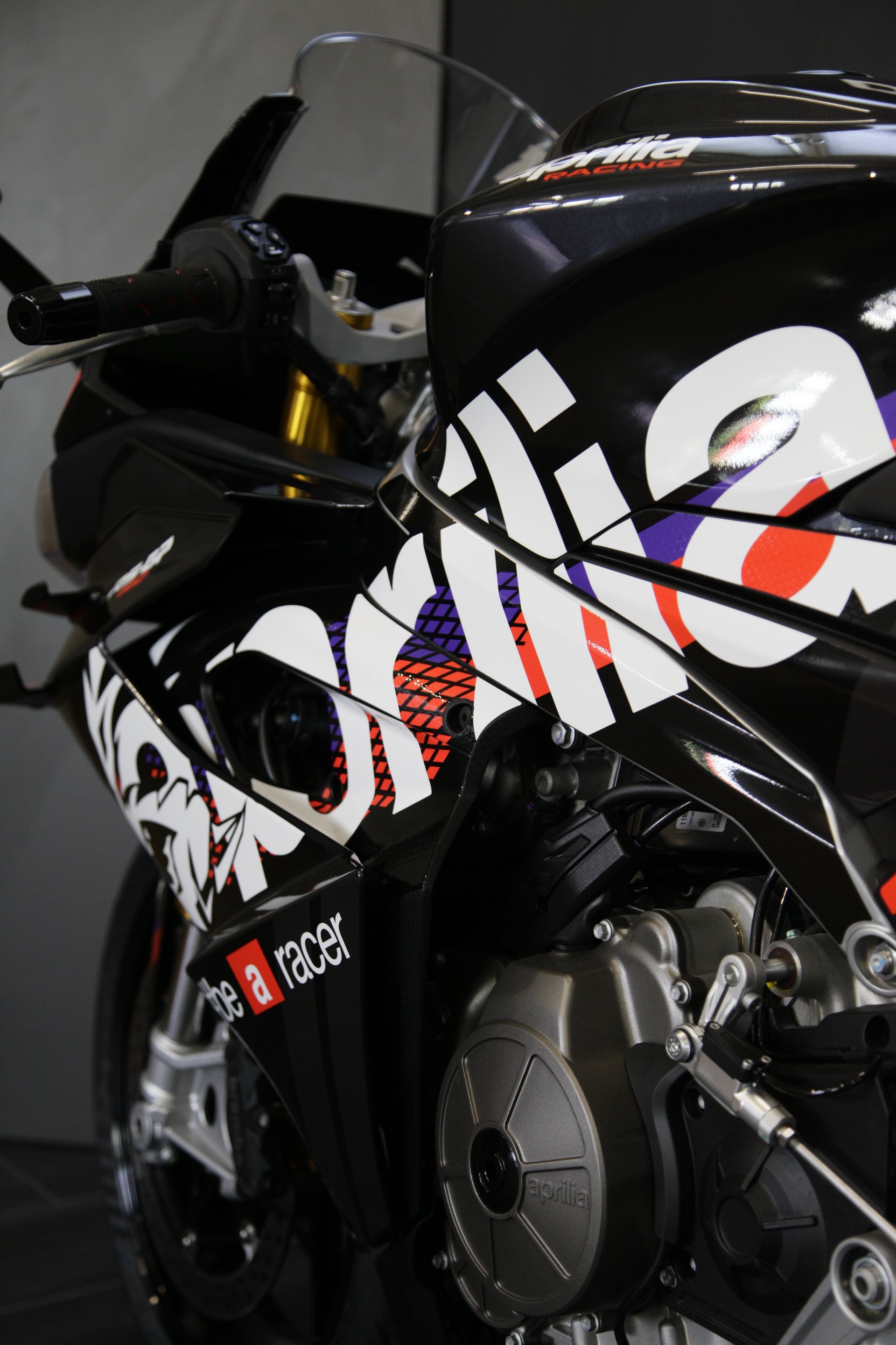 APRILIA RS GP 660 Bezzechi black Rims E5+ (35kW)-image-6