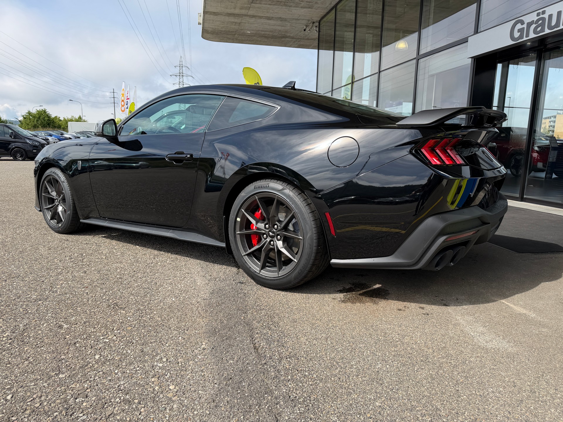 FORD Mustang Fastback 5.0 V8 Dark Horse Automat-showroom-element-3