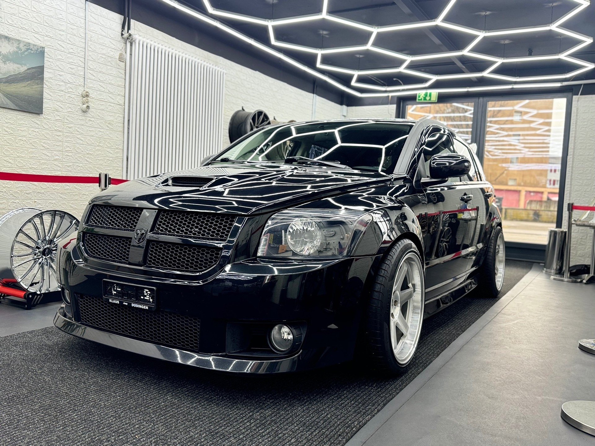 DODGE Caliber 2.4 SRT4-image-1