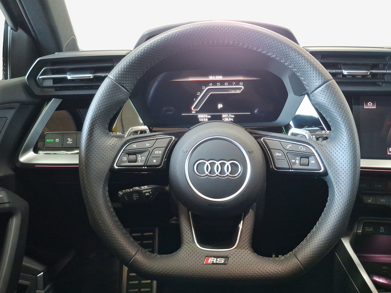 AUDI RS3 Sportback 2.5 TSI quattro S-tronic-image-9