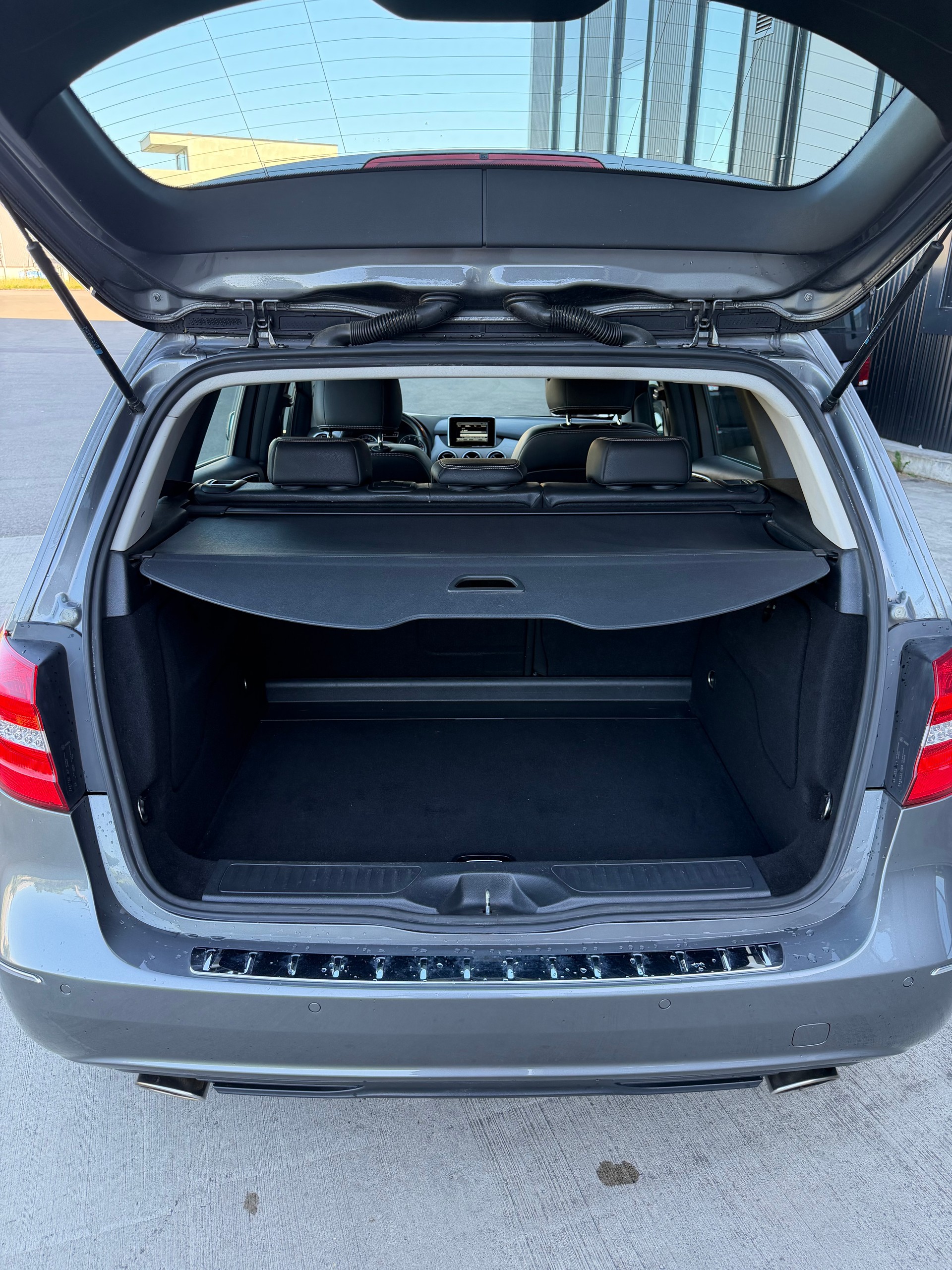 MERCEDES-BENZ B 200 7G-DCT-image-8