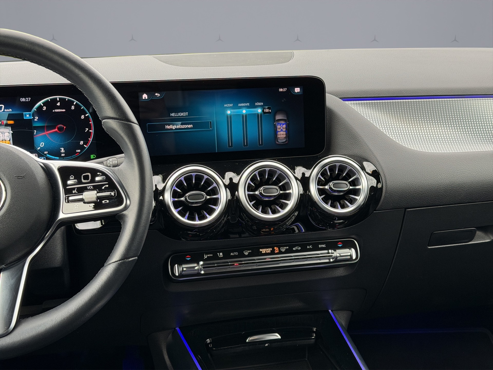 MERCEDES-BENZ B 200 Progressive-image-13