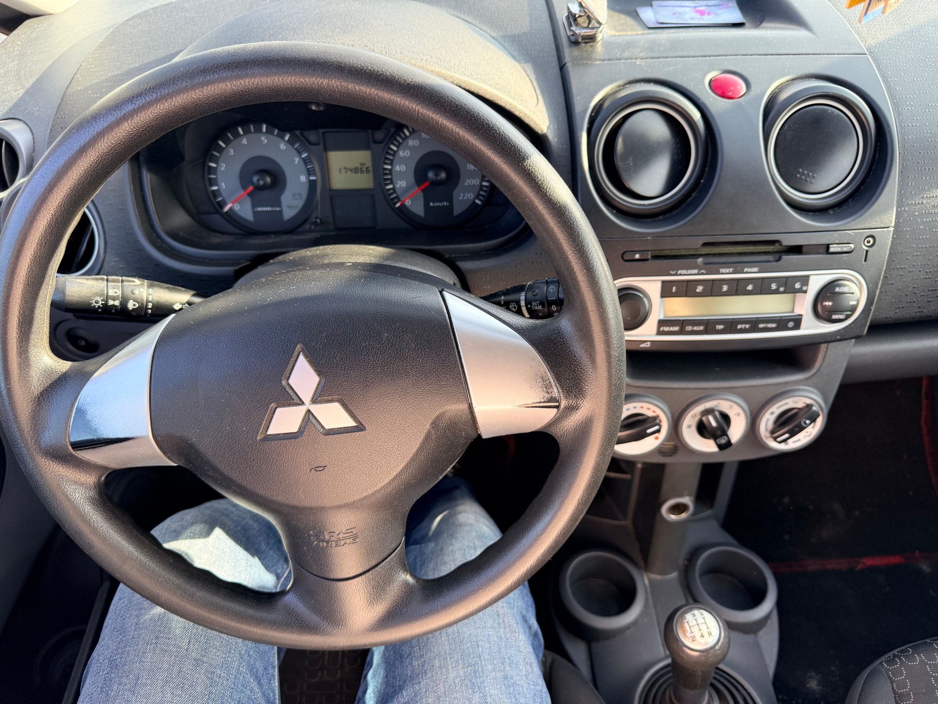 MITSUBISHI Colt 1.1 12V Super Jubilé-image-15