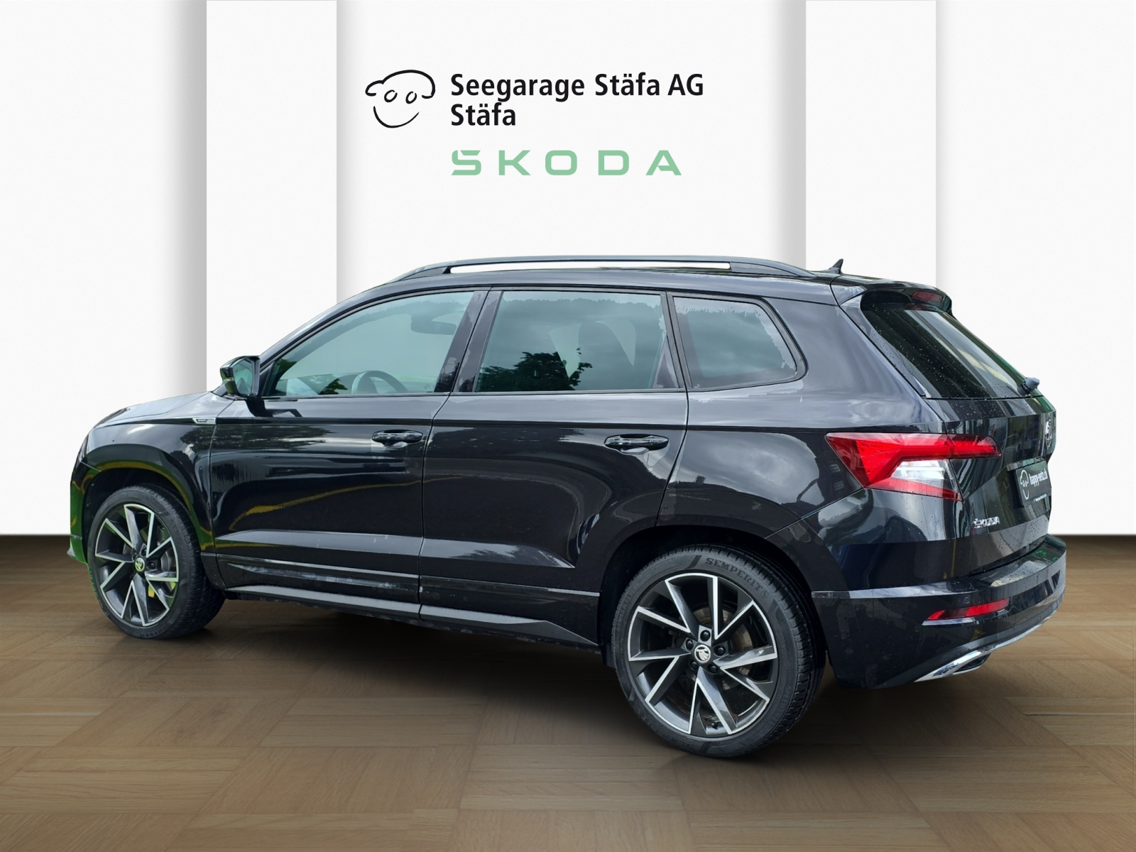 SKODA Karoq 2.0 TSI SportLine 4x4 DSG-image-2
