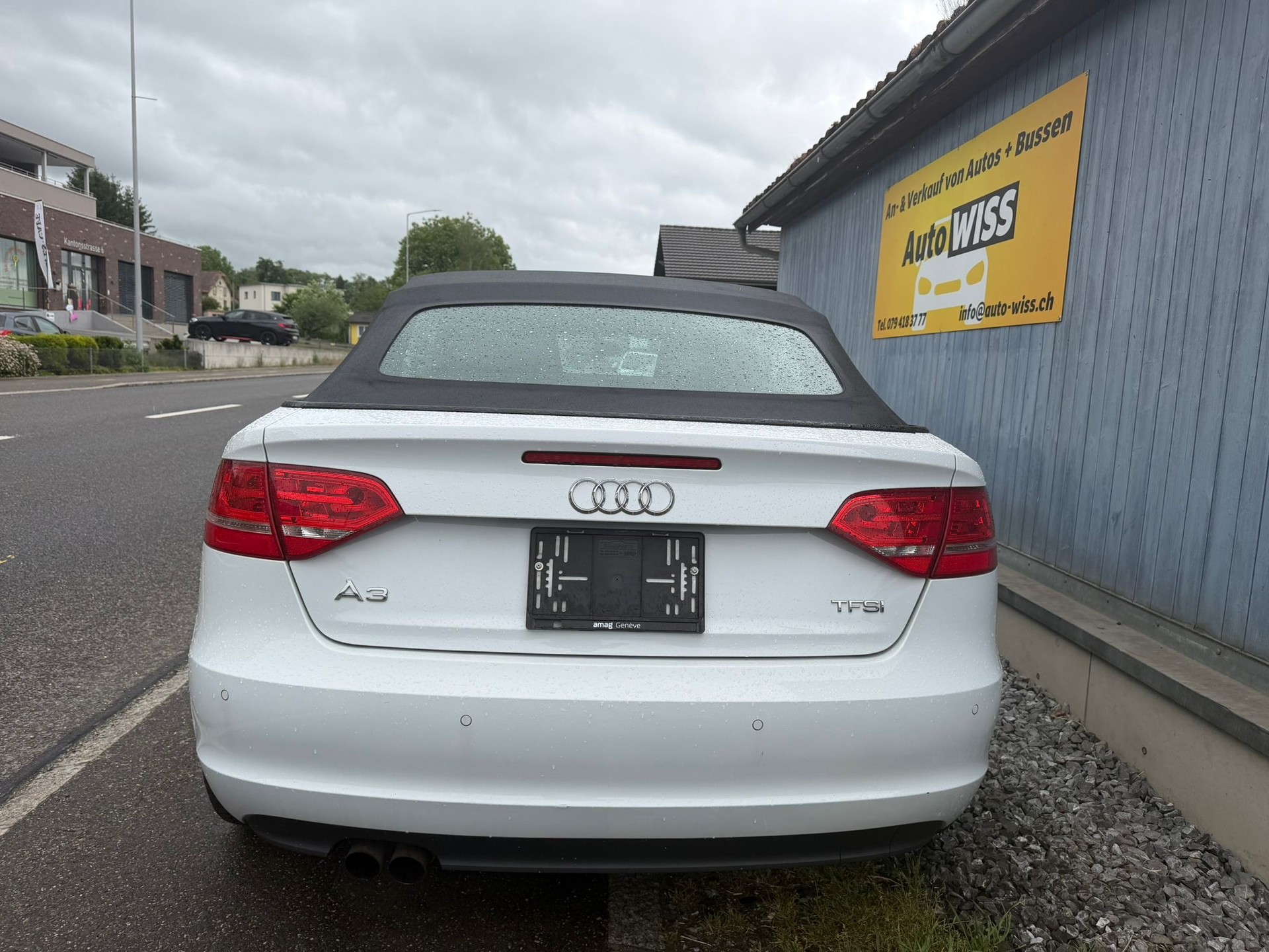AUDI A3 Cabriolet 1.8 TFSI Ambition-showroom-element-3