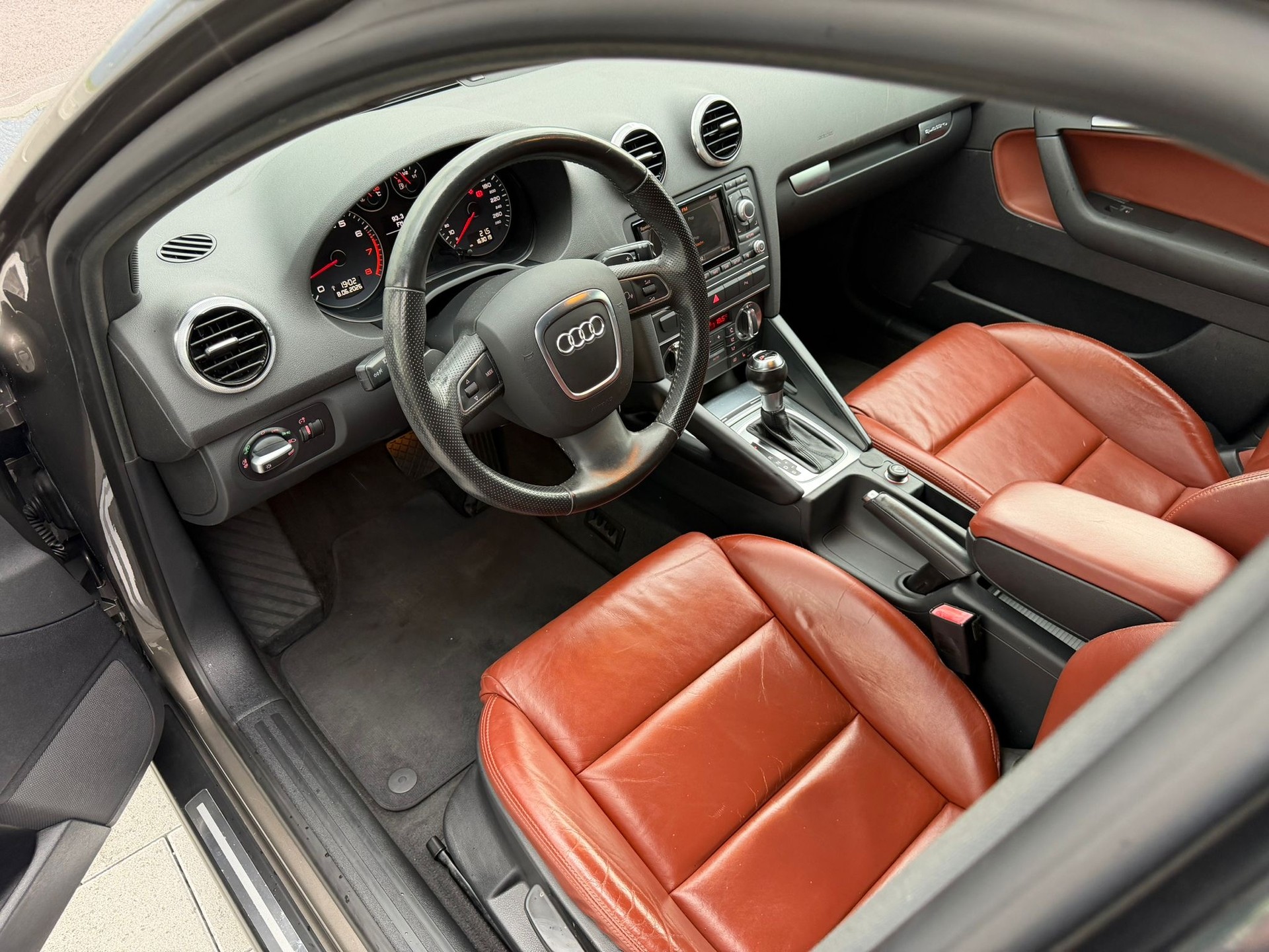 AUDI A3 Sportback 2.0 TFSI quattro-image-7