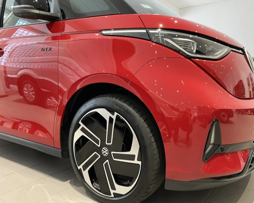 VW ID.Buzz NWB GTX 4 Motion-image-3