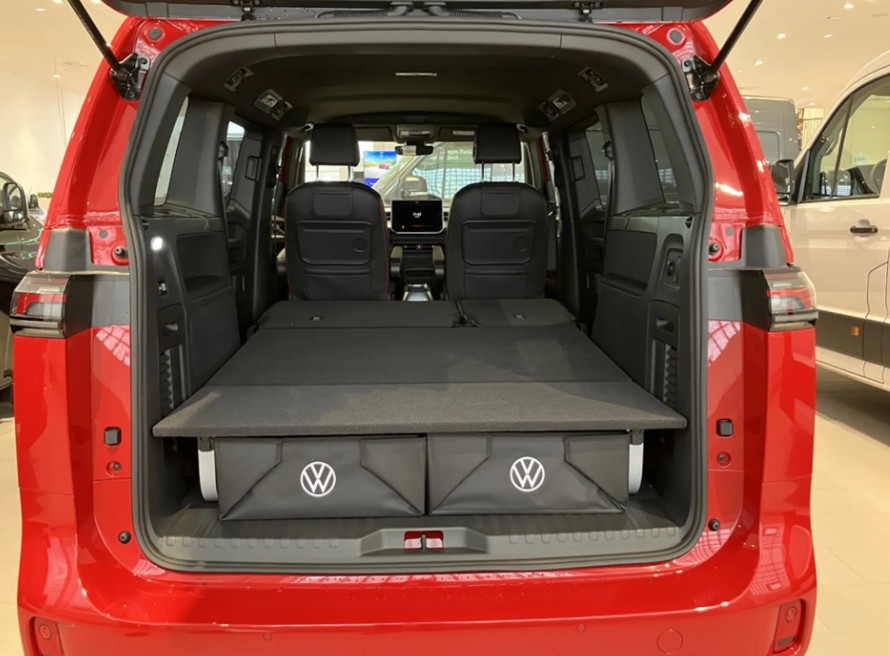 VW ID.Buzz NWB GTX 4 Motion-image-6