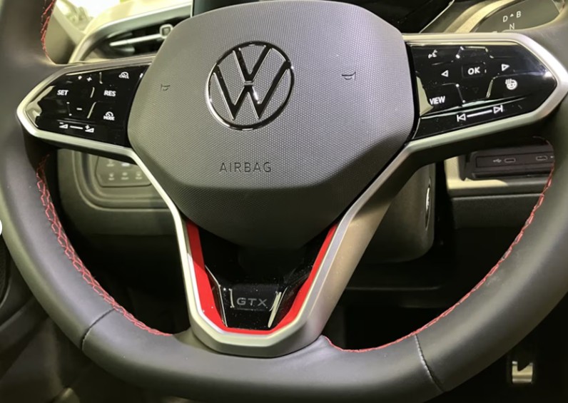 VW ID.Buzz NWB GTX 4 Motion-image-12