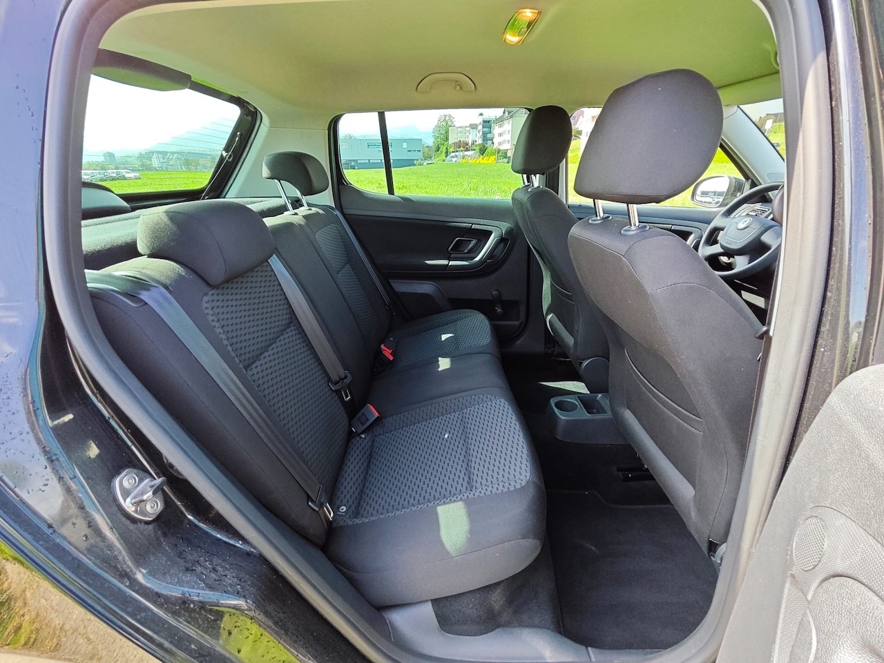 SKODA Fabia 1.2-image-22