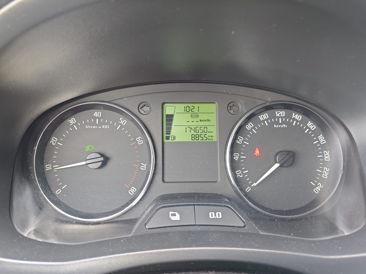 SKODA Fabia 1.2-image-17